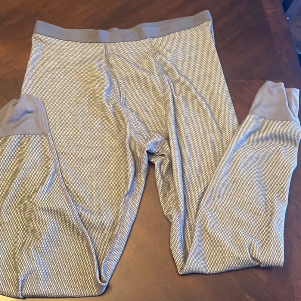 Magellan outdoors XL insulated underwear top and bottom